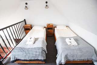 Отели типа «постель и завтрак» Gospoda pod Czarnym Łabędziem Рыдзево Двухместный номер с 1 кроватью-17